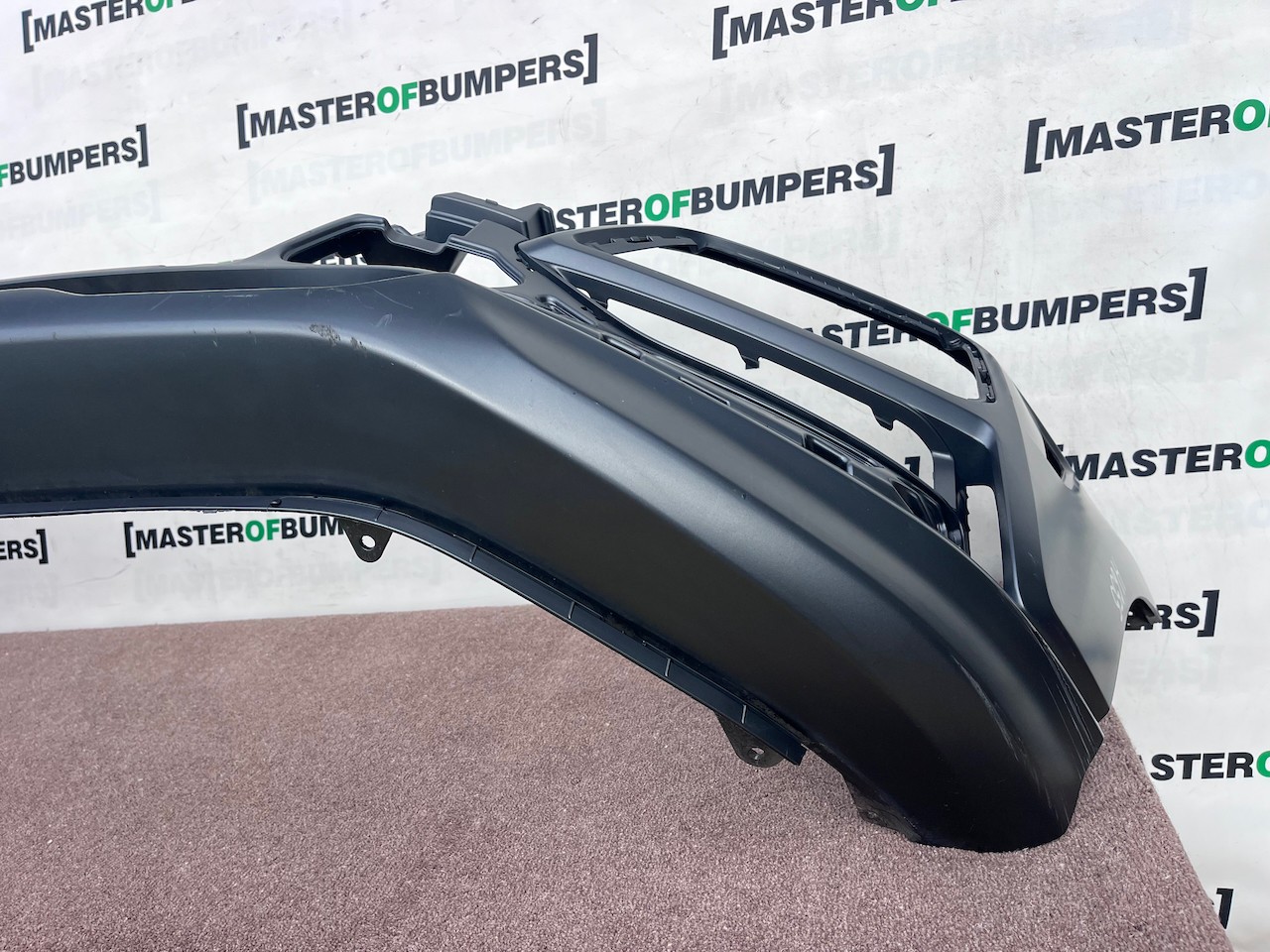 Hyundai Kona Se Hybrid Premium 2017-2020 Front Bumper Genuine [h655]