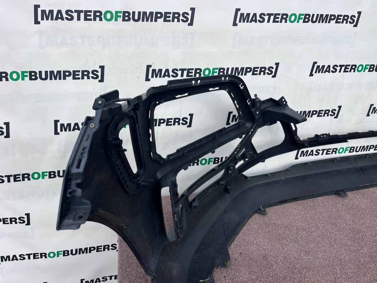 Hyundai Kona Se Hybrid Premium 2017-2020 Front Bumper Genuine [h655]