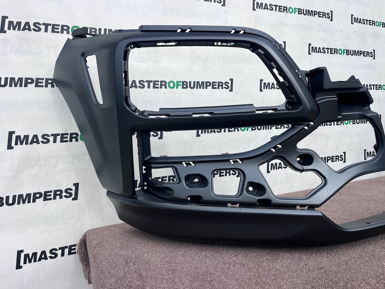 Hyundai Kona Se Hybrid Premium 2017-2020 Front Bumper Genuine [h655]