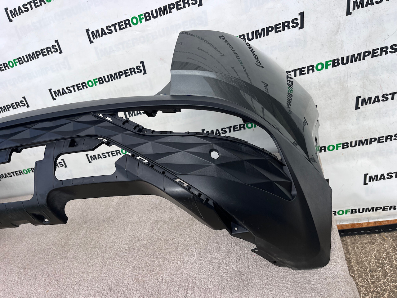 Hyundai Tucson Hybrid Premium Ultimat 2021-2024 Rear Bumper 4 Pdc Genuine [h501]