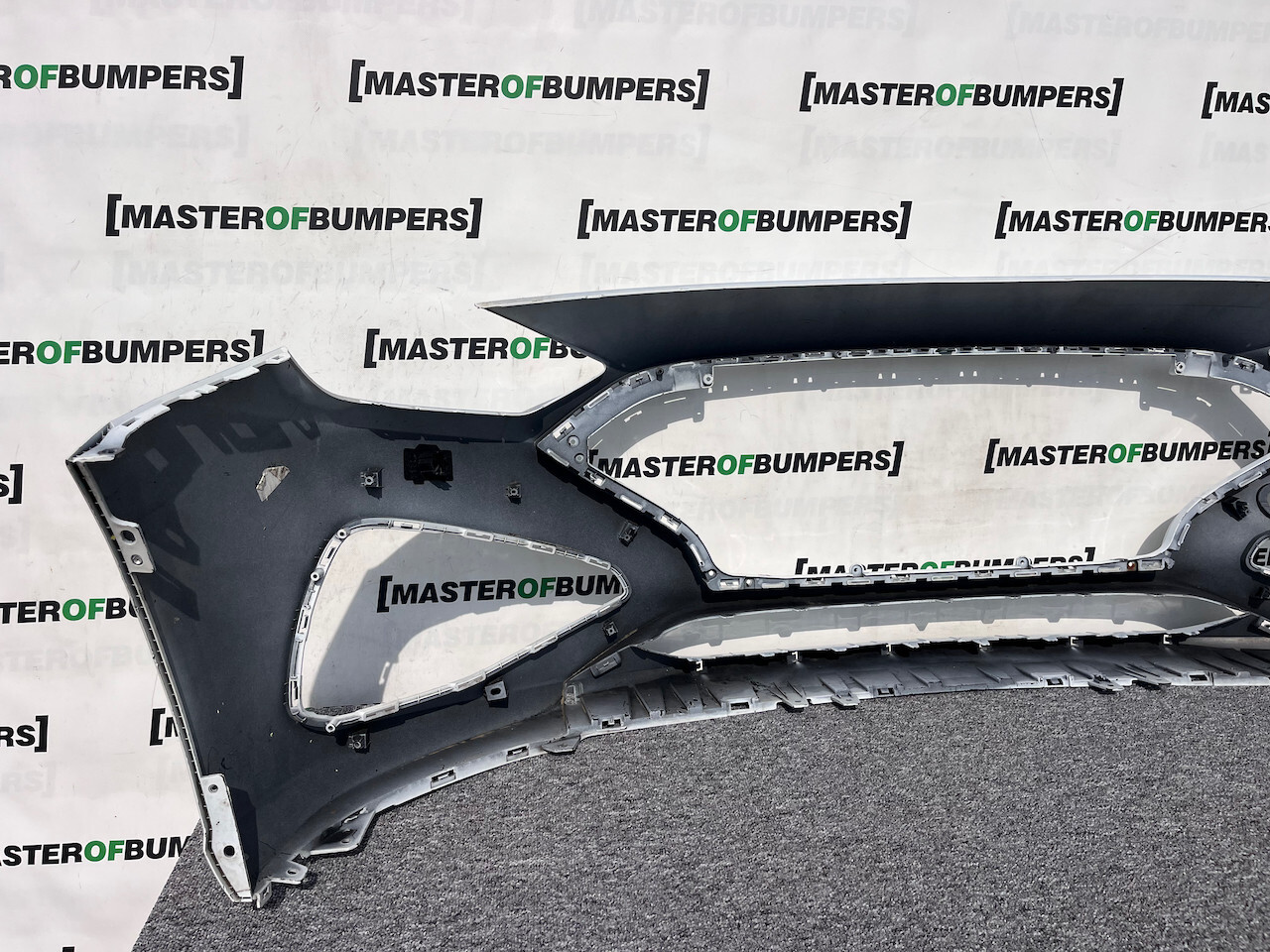 Hyundai I30 I30 Se Premium Hybrid Mk4 Lift 2021-2025 Front Bumper Genuine [h519]