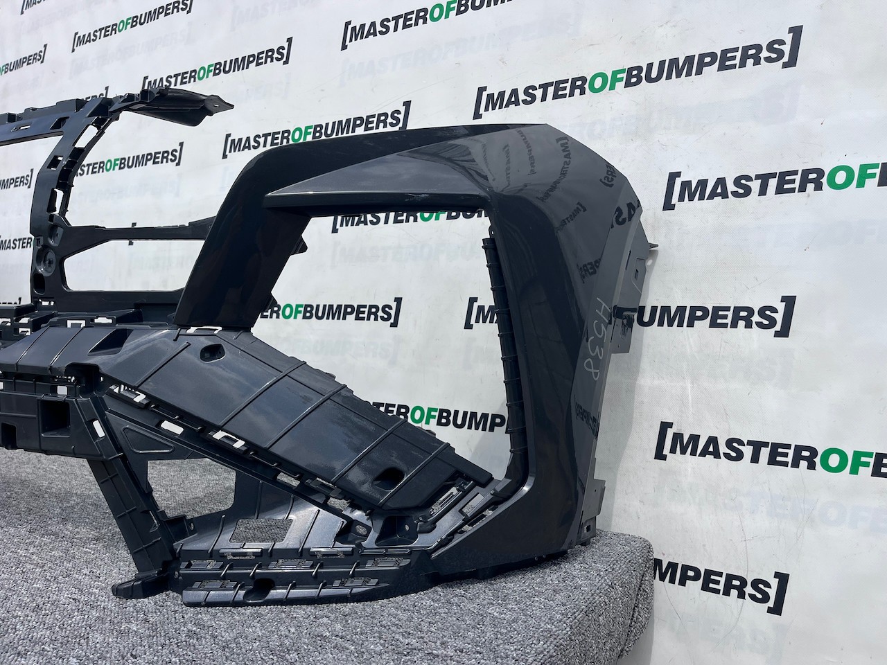 Hyundai Tucson Hybrid Premium Ultimate 2024-on Front Bumper Pdc Genuine [h538]