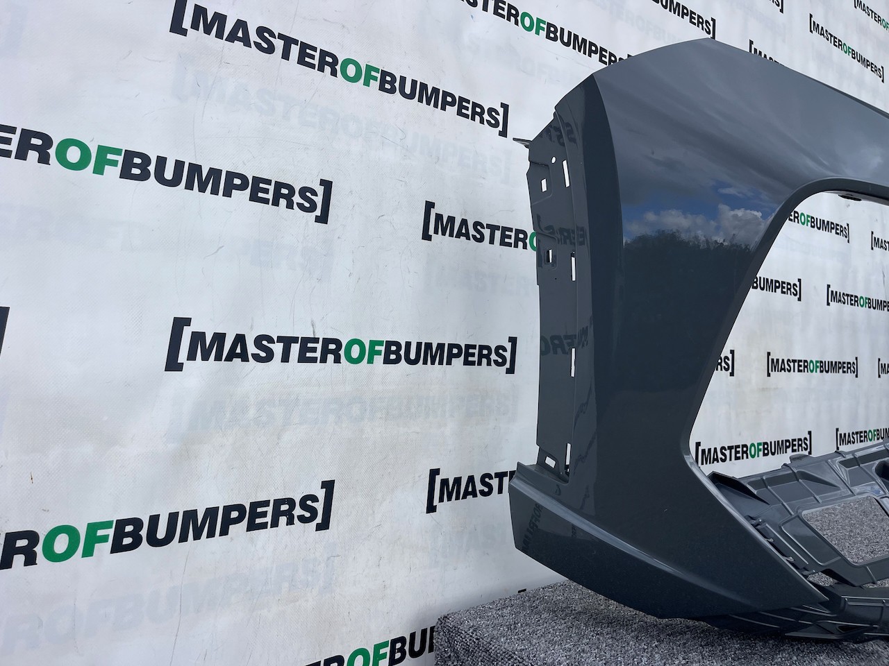 Hyundai Tucson N Line Performance 2021-2024 Front Bumper 4 Pdc Genuine [h551]