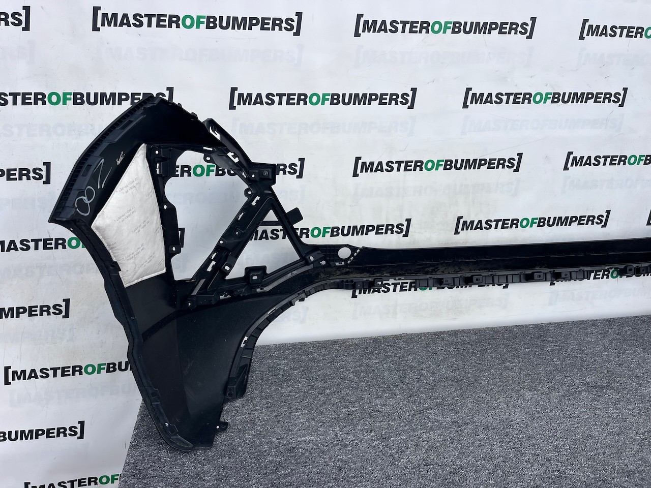 Hyundai Kona N-line Hatchback Mk2 2023-on Rear Bumper 4 Pdc Genuine [h567]