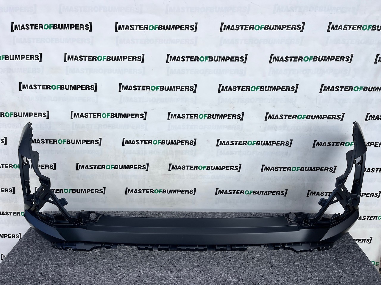 Hyundai Kona N-line Hatchback Mk2 2023-on Rear Bumper 4 Pdc Genuine [h567]