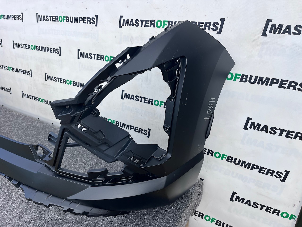 Hyundai Kona N-line Hatchback Mk2 2023-on Rear Bumper 4 Pdc Genuine [h567]