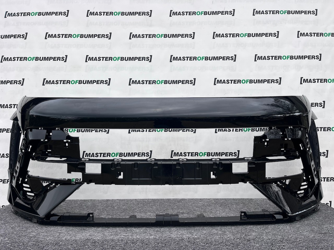 Hyundai Kona N-line Hatchback Mk2 2023-on Front Bumper 6 Pdc Genuine [h569]