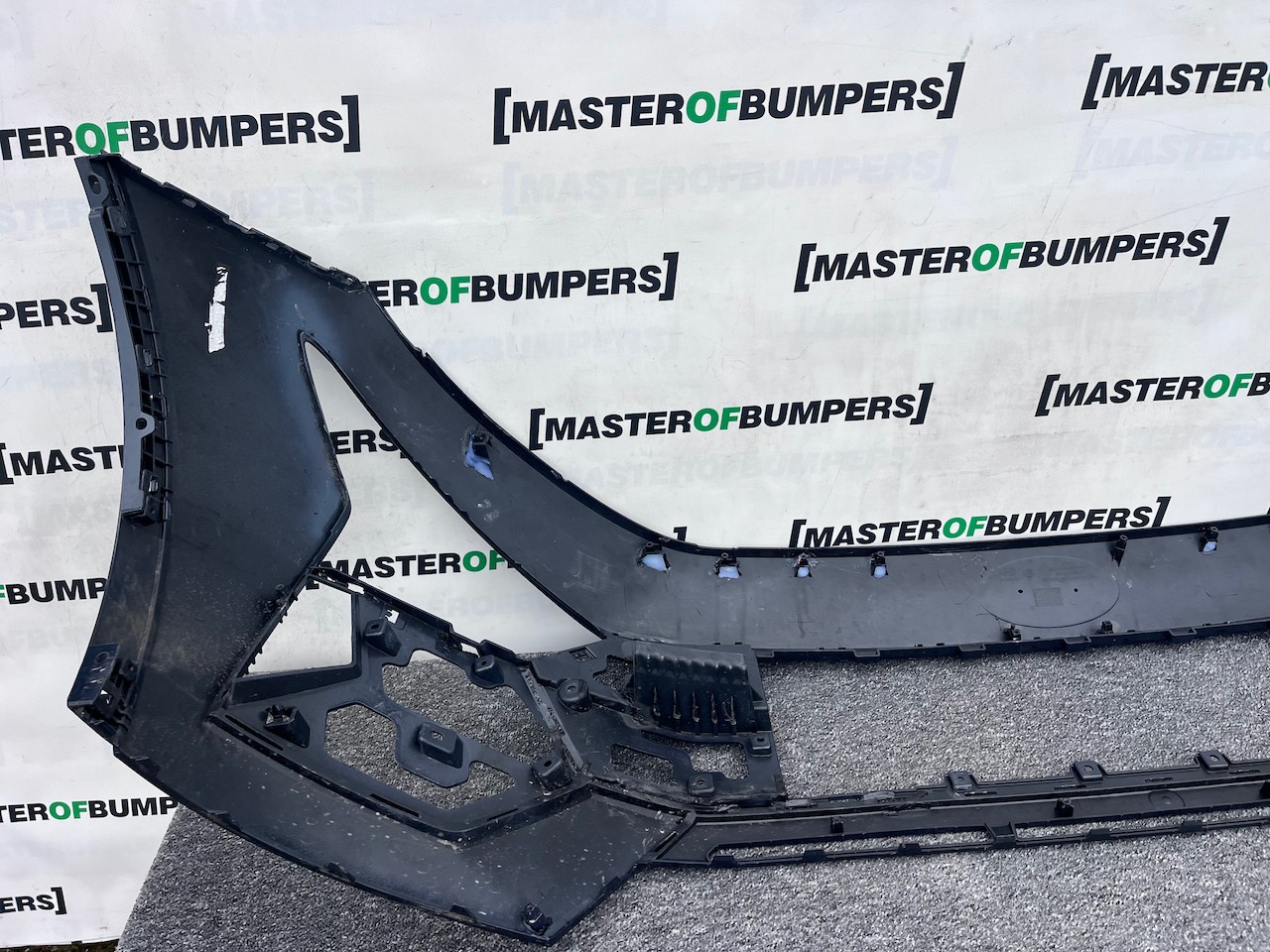 Hyundai Bayon Ultimate Hatchback 2024-2026 Front Bumper 4 Pdc Genuine [h583]