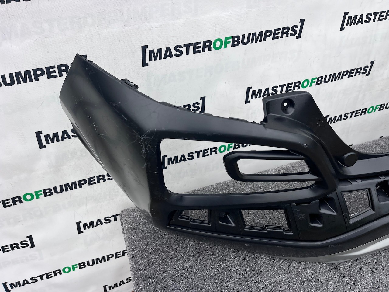 Hyundai Kona Se Hybrid Premium Hatchback 2017-2020 Rear Bumper Genuine [h589]