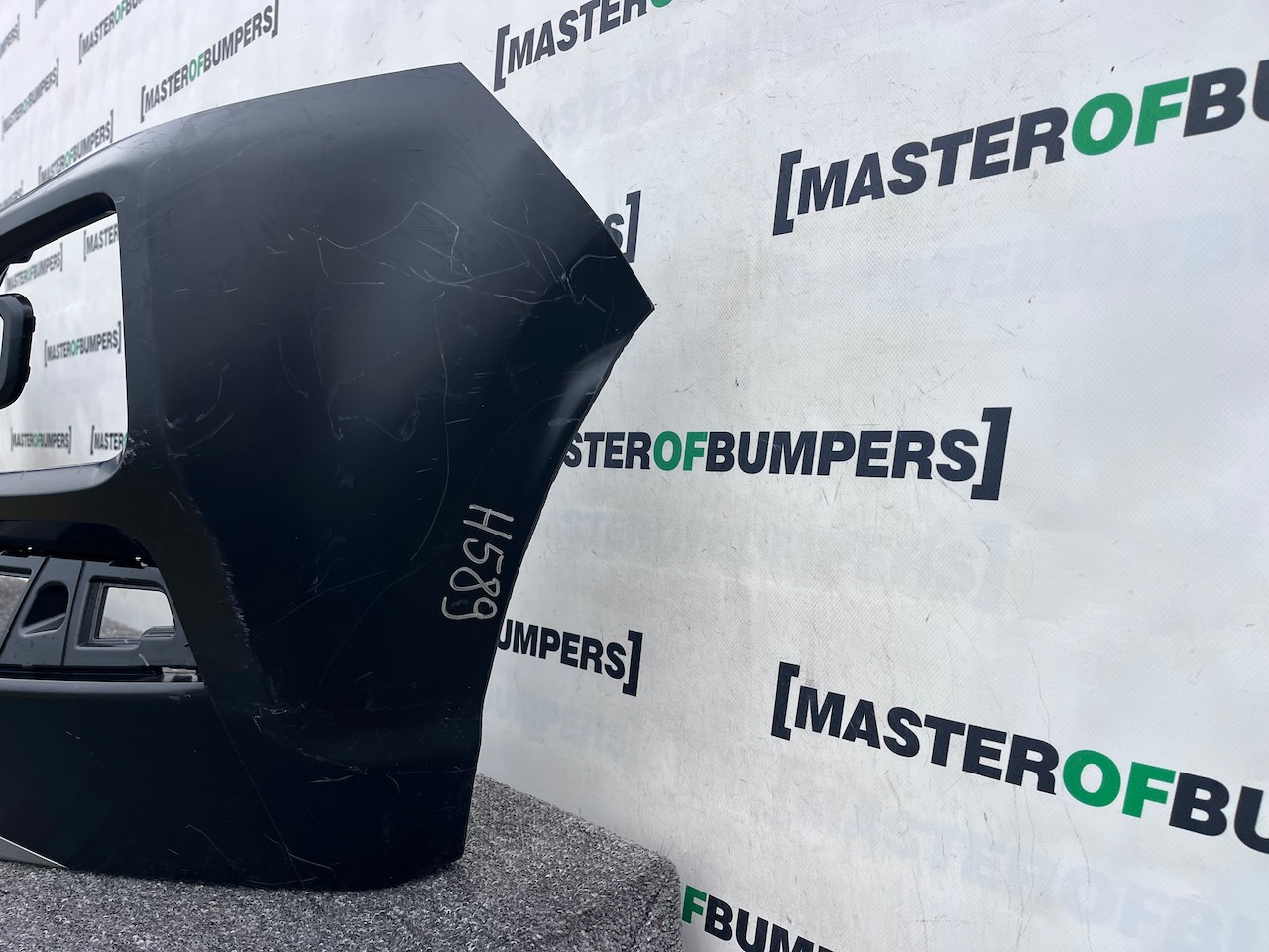 Hyundai Kona Se Hybrid Premium Hatchback 2017-2020 Rear Bumper Genuine [h589]