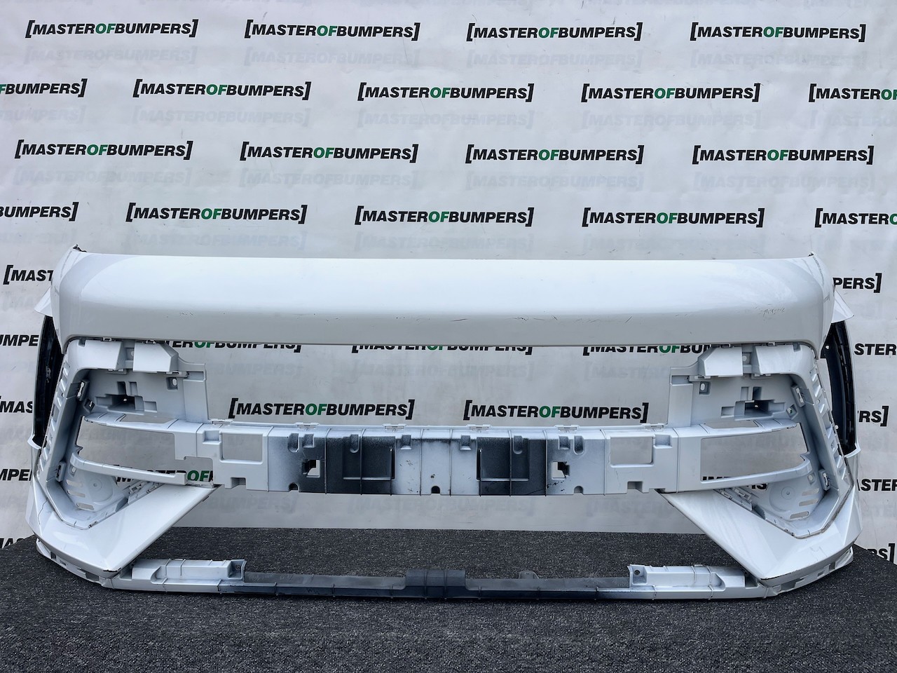 Hyundai Kona N-line Hatchback Mk2 2022-2026 Front Bumper 4 Pdc Genuine [h595]