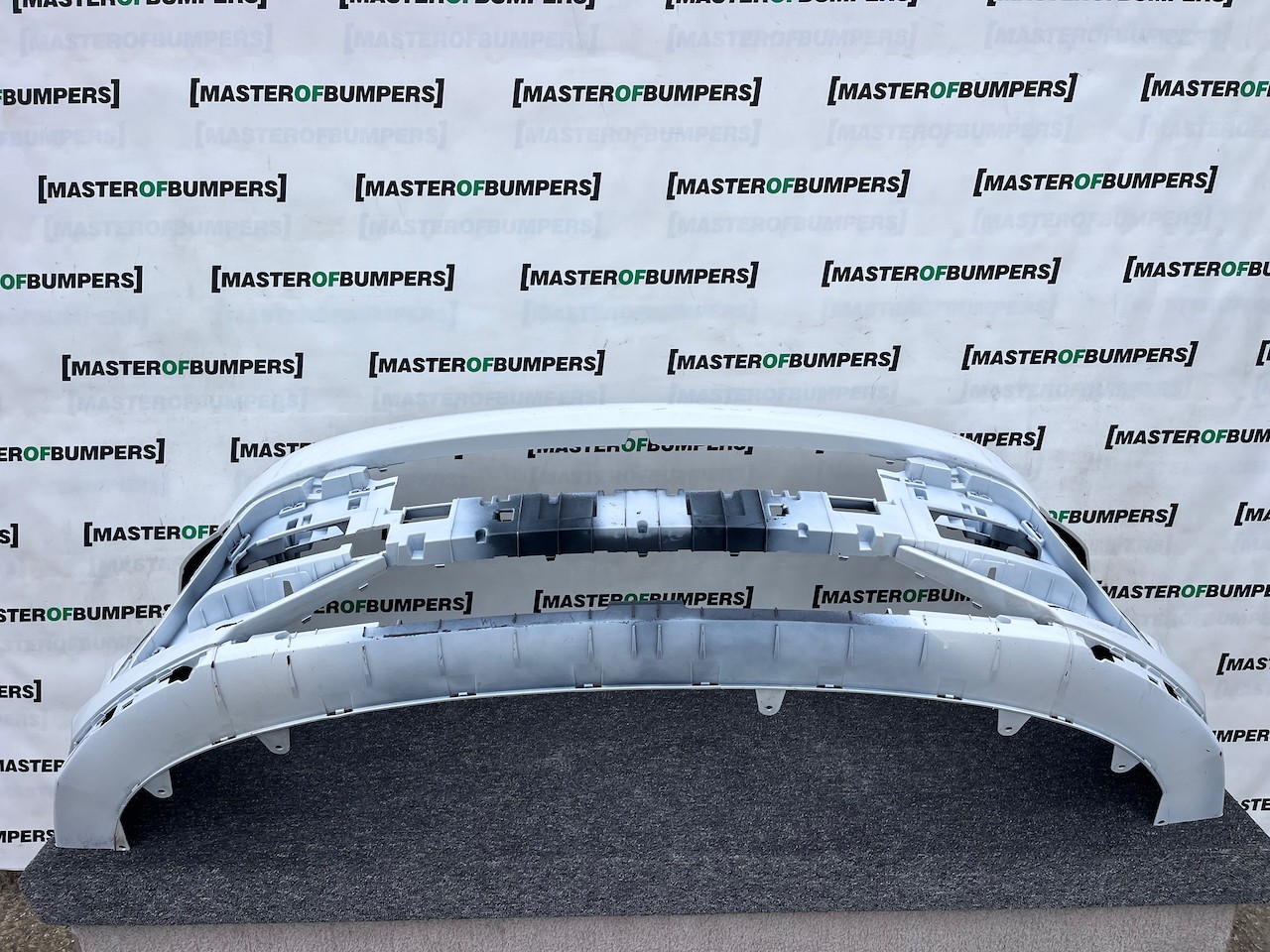 Hyundai Kona N-line Hatchback Mk2 2022-2026 Front Bumper 4 Pdc Genuine [h595]