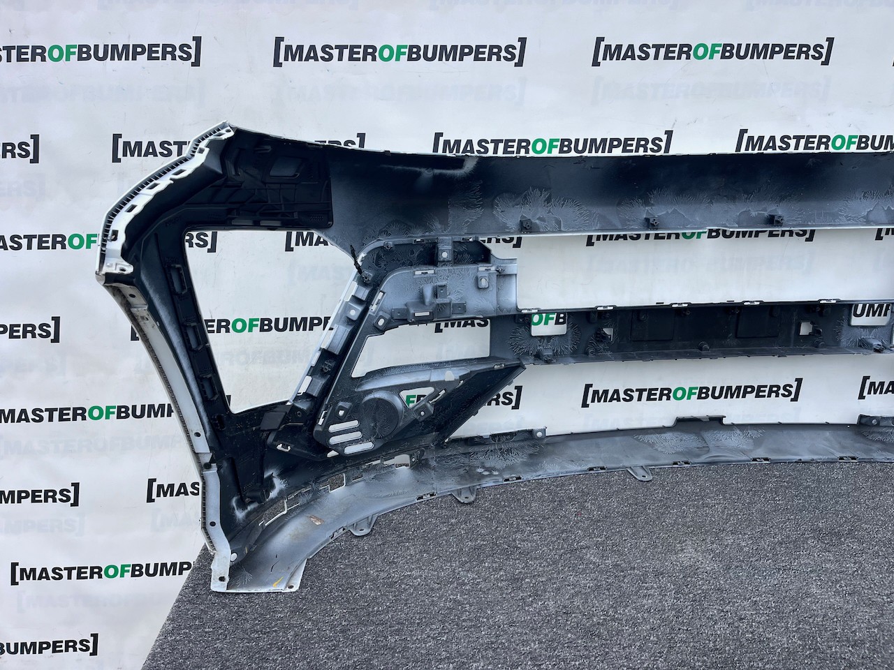 Hyundai Kona N-line Hatchback Mk2 2022-2026 Front Bumper 4 Pdc Genuine [h595]