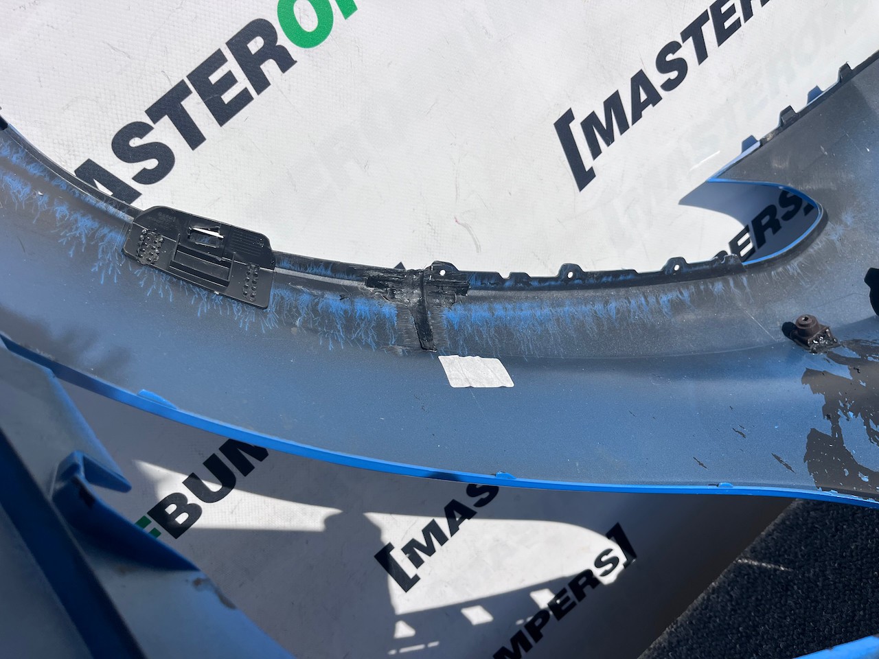 Hyundai Kona Ev Se Connect Lift 2021-2023 Front Bumper Pdc Genuine [h?00]