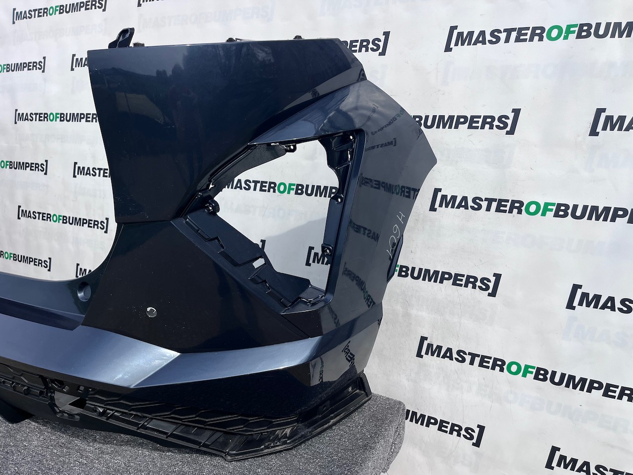 Hyundai Kona N-line Hatchback Mk2 2022-2026 Rear Bumper 4 Pdc Genuine [h601]