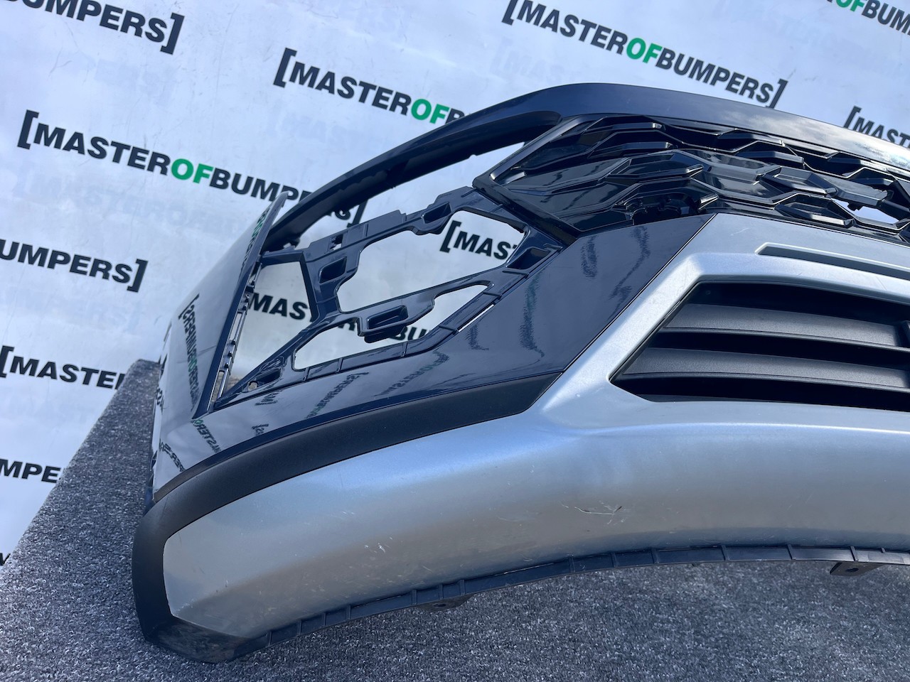 Hyundai Bayon N-line Hatchback Lift 2024-2026 Front Bumper Pdc Genuine [h603]