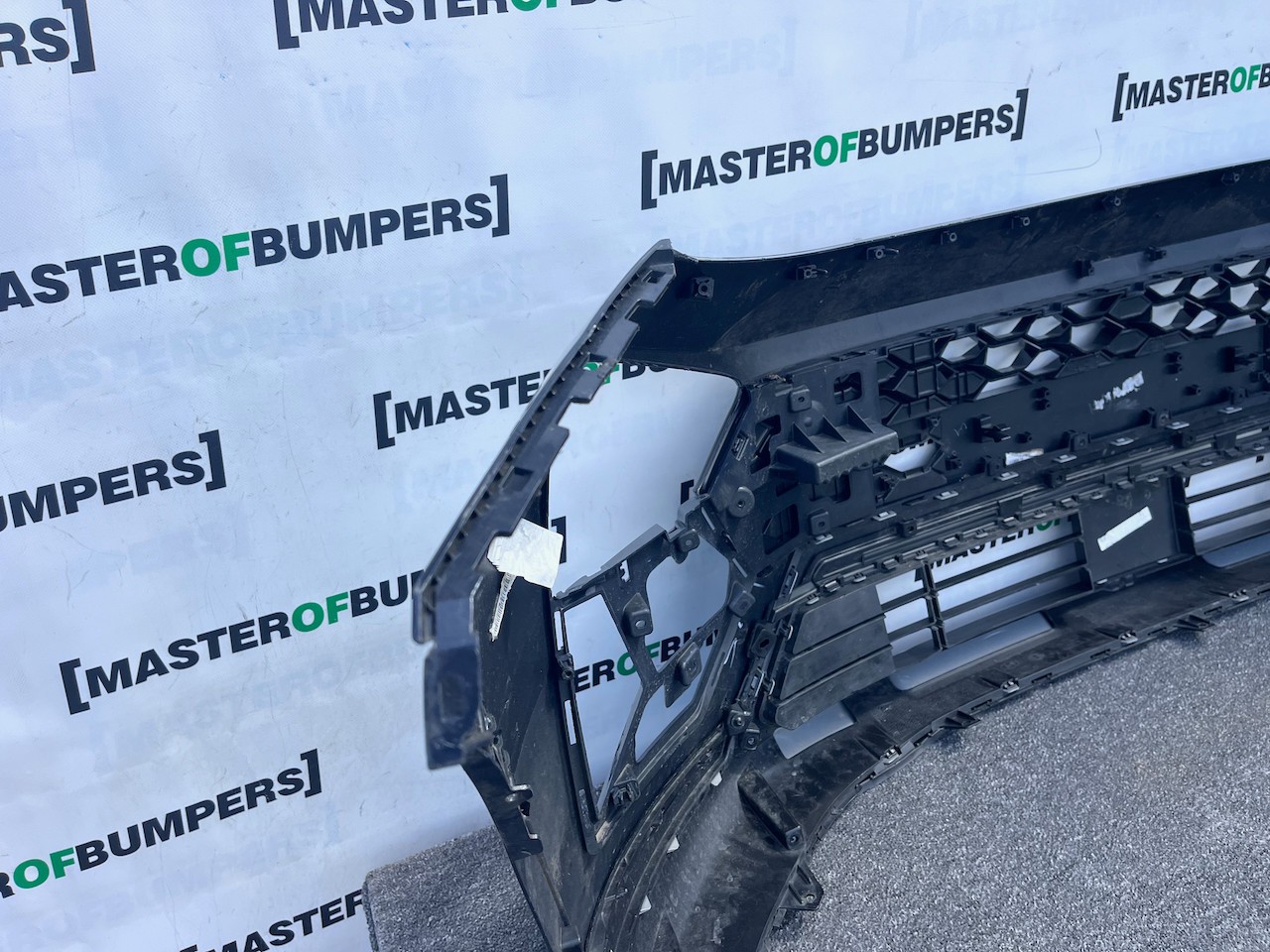 Hyundai Bayon N-line Hatchback Lift 2024-2026 Front Bumper Pdc Genuine [h603]