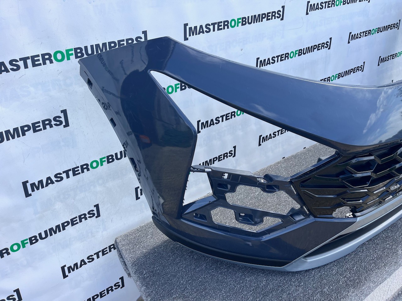 Hyundai Bayon N-line Hatchback Lift 2024-2026 Front Bumper Pdc Genuine [h603]