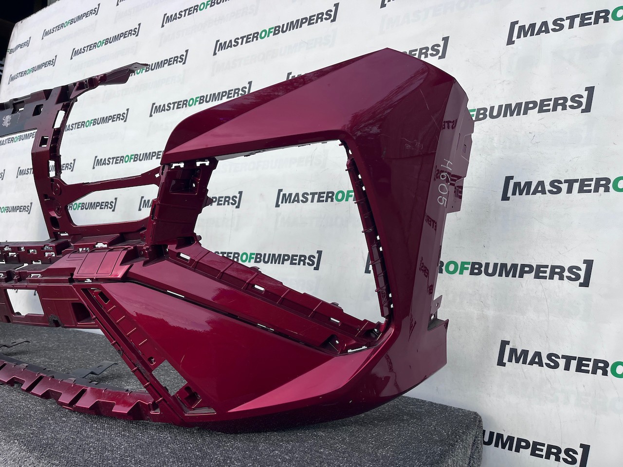 Hyundai Tucson N-line Hybrid Premium 2024-2026 Front Bumper Pdc Genuine [h605]