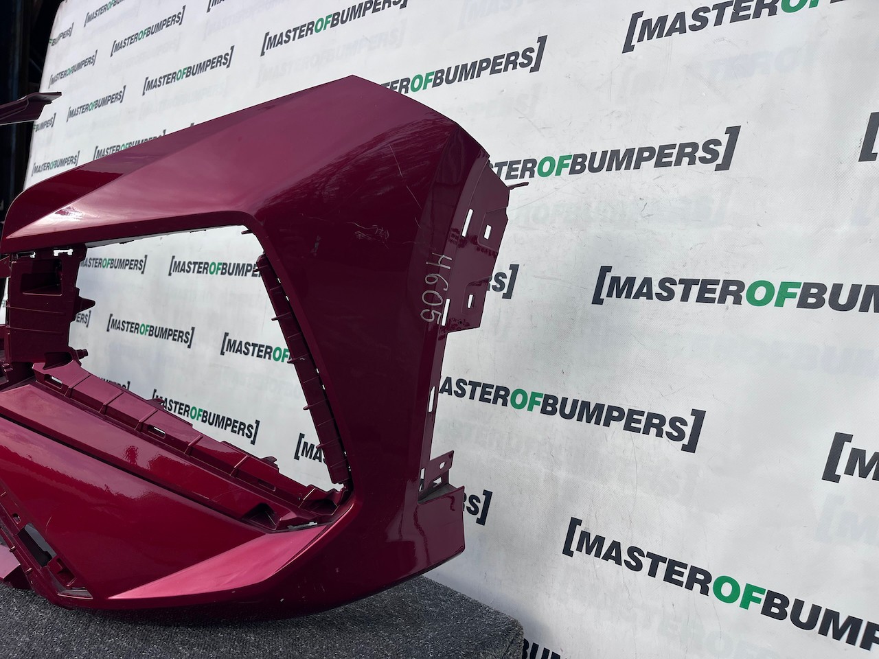 Hyundai Tucson N-line Hybrid Premium 2024-2026 Front Bumper Pdc Genuine [h605]