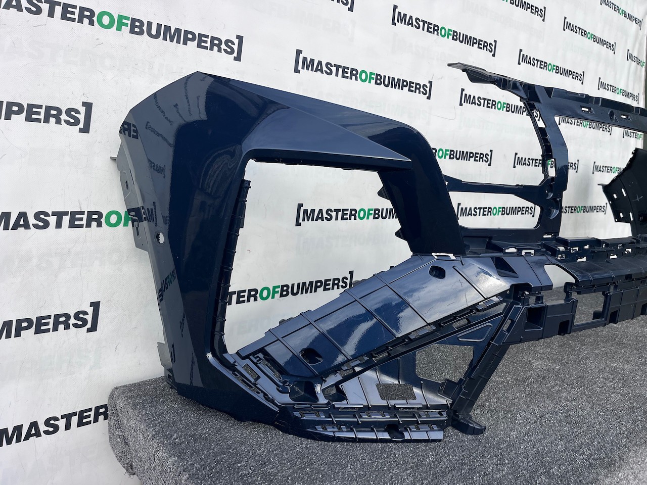 Hyundai Tucson Hybrid Premium Ultimate 2024-on Front Bumper 6 Pdc Genuine [h606]