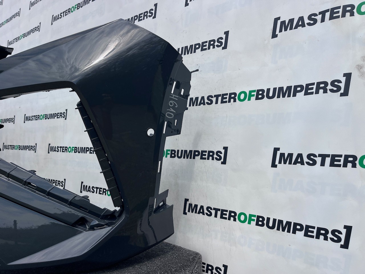 Hyundai Tucson N-line Hybrid Premium 2024-2026 Front Bumper Pdc Genuine [h610]
