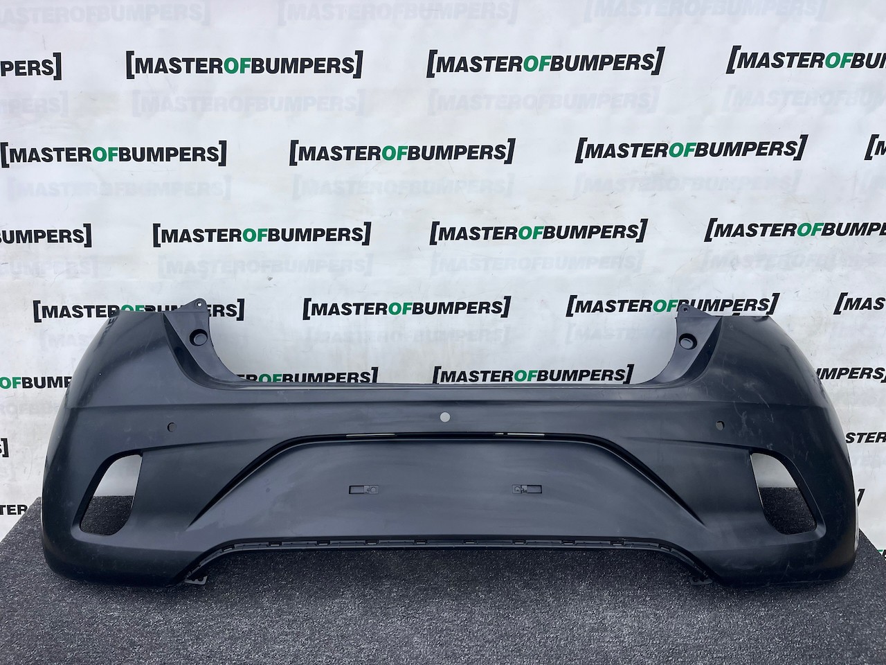 Hyundai I10 I10 Premium Se Hatchback 2020-2023 Rear Bumper Pdc Genuine [h617]