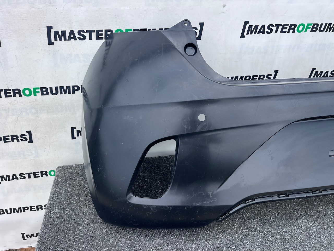 Hyundai I10 I10 Premium Se Hatchback 2020-2023 Rear Bumper Pdc Genuine [h617]