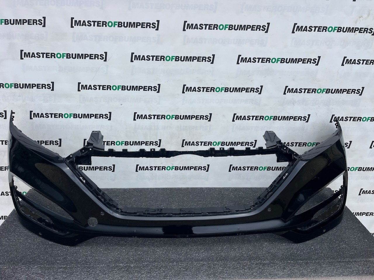 Hyundai Tucson Premium 2015-2018 Front Bumper Pdc Genuine [h528]