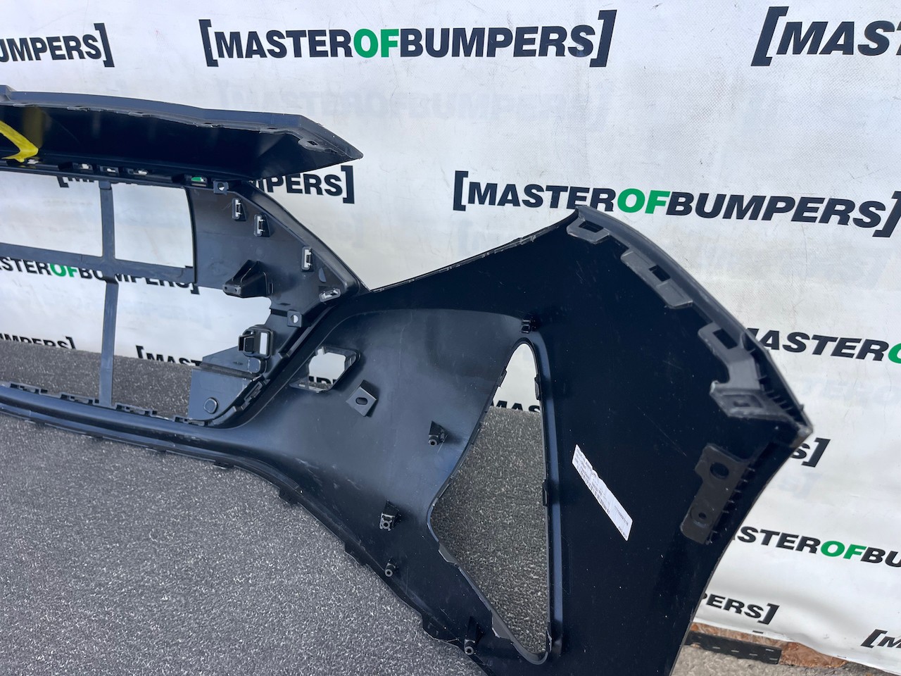 Hyundai I20 Premium Hatchback Mk3 2020-2022 Front Bumper No Pdc Genuine [h640]
