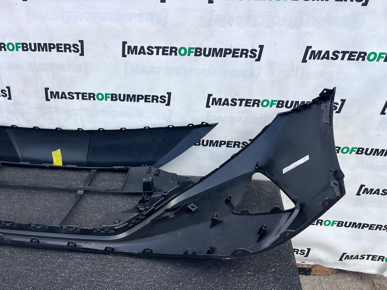 Hyundai I20 Premium Hatchback Mk3 2020-2022 Front Bumper No Pdc Genuine [h640]