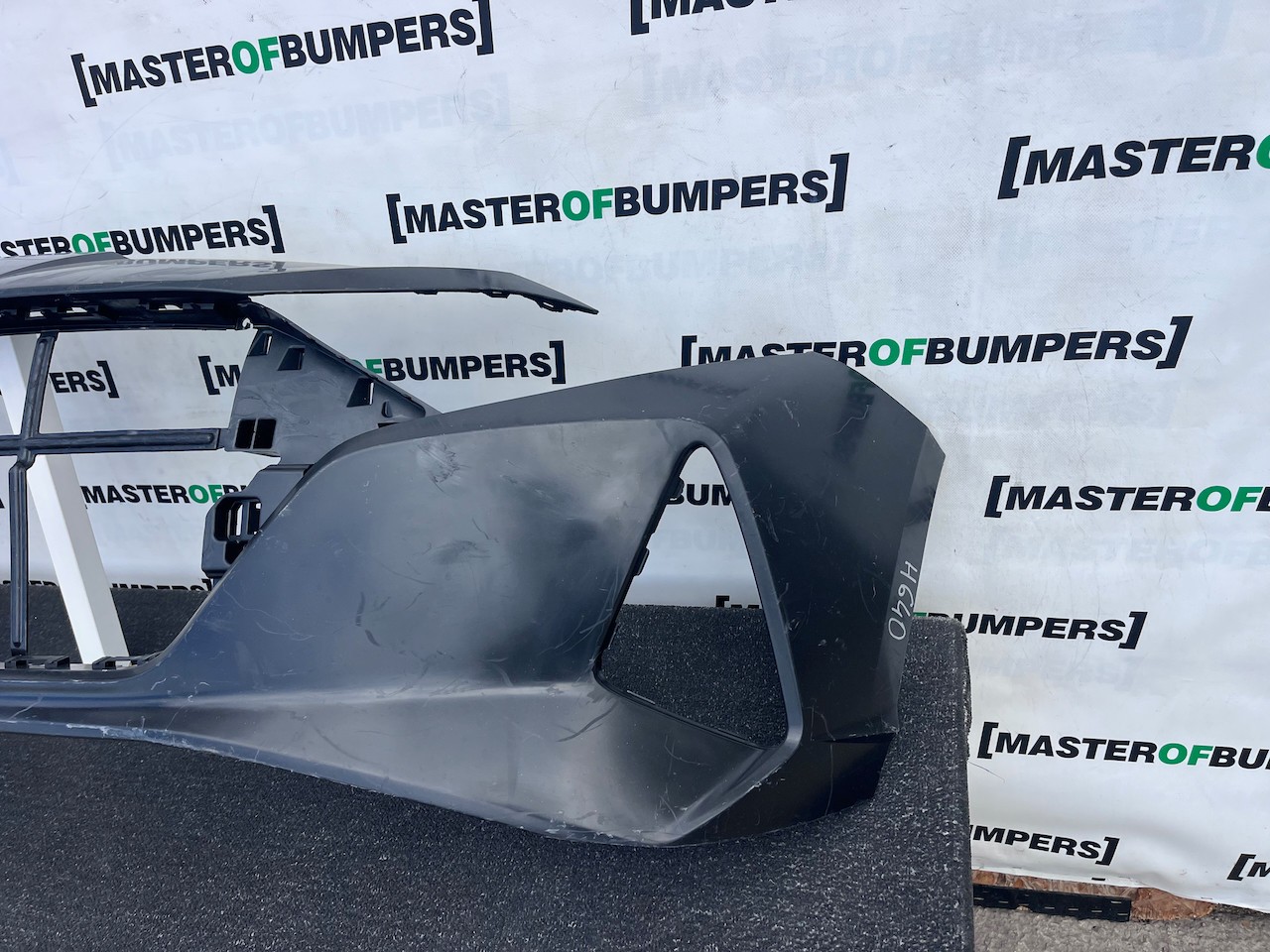 Hyundai I20 Premium Hatchback Mk3 2020-2022 Front Bumper No Pdc Genuine [h640]