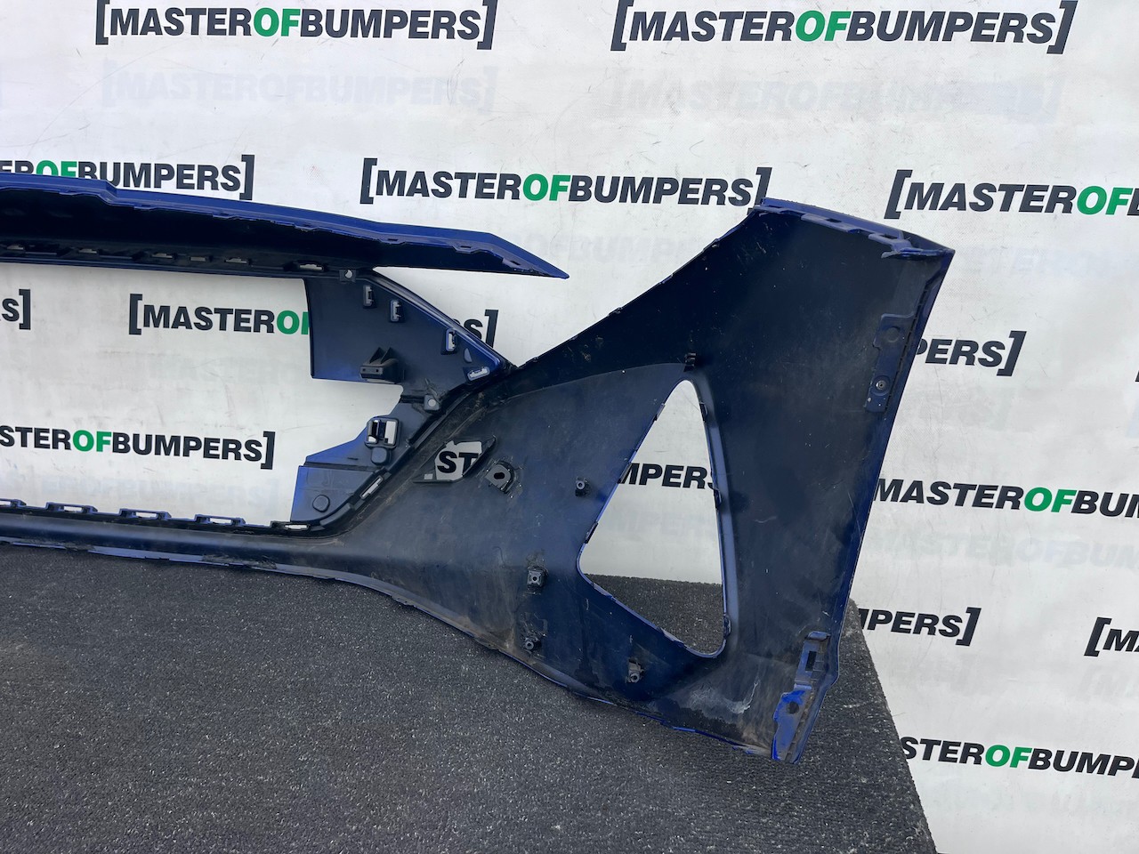 Hyundai I20 Premium Hatchback Mk3 2020-2022 Front Bumper No Pdc Genuine [h651]
