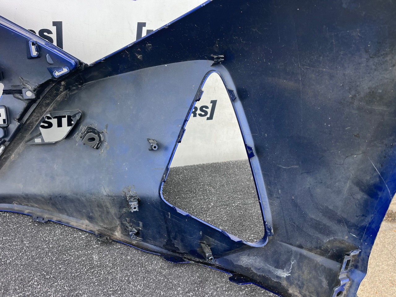 Hyundai I20 Premium Hatchback Mk3 2020-2022 Front Bumper No Pdc Genuine [h651]