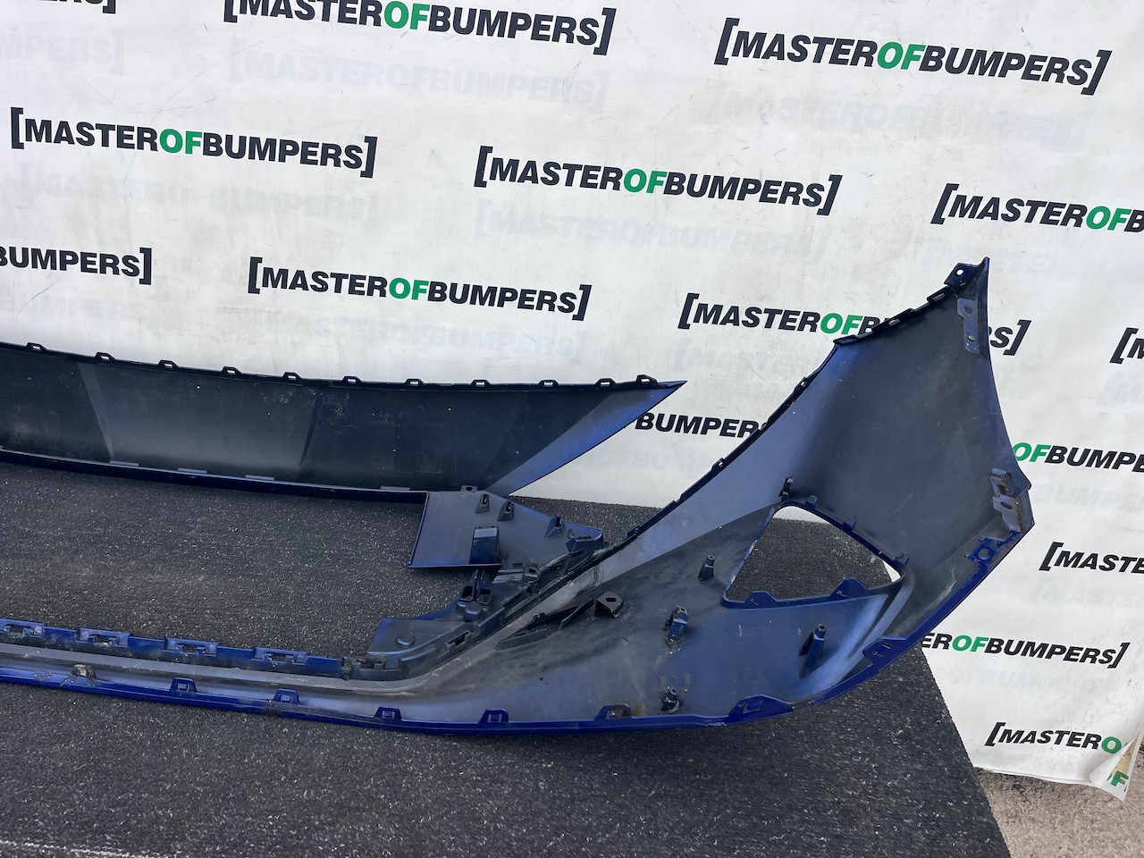 Hyundai I20 Premium Hatchback Mk3 2020-2022 Front Bumper No Pdc Genuine [h651]