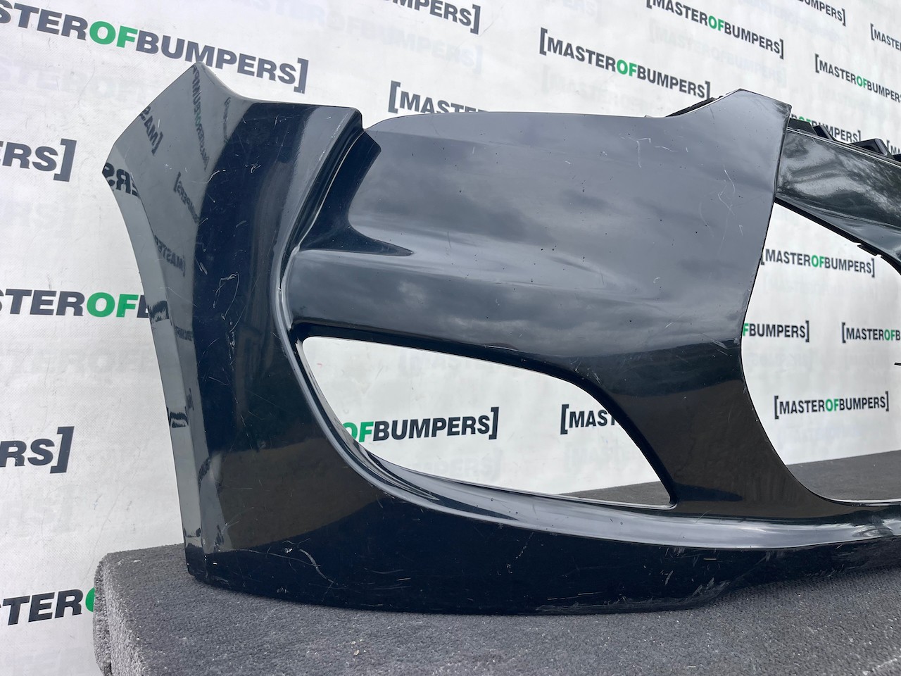 Hyundai Veloster Sport Gdi Coupe 2011-2013 Front Bumper 6 Pdc Genuine [h648]