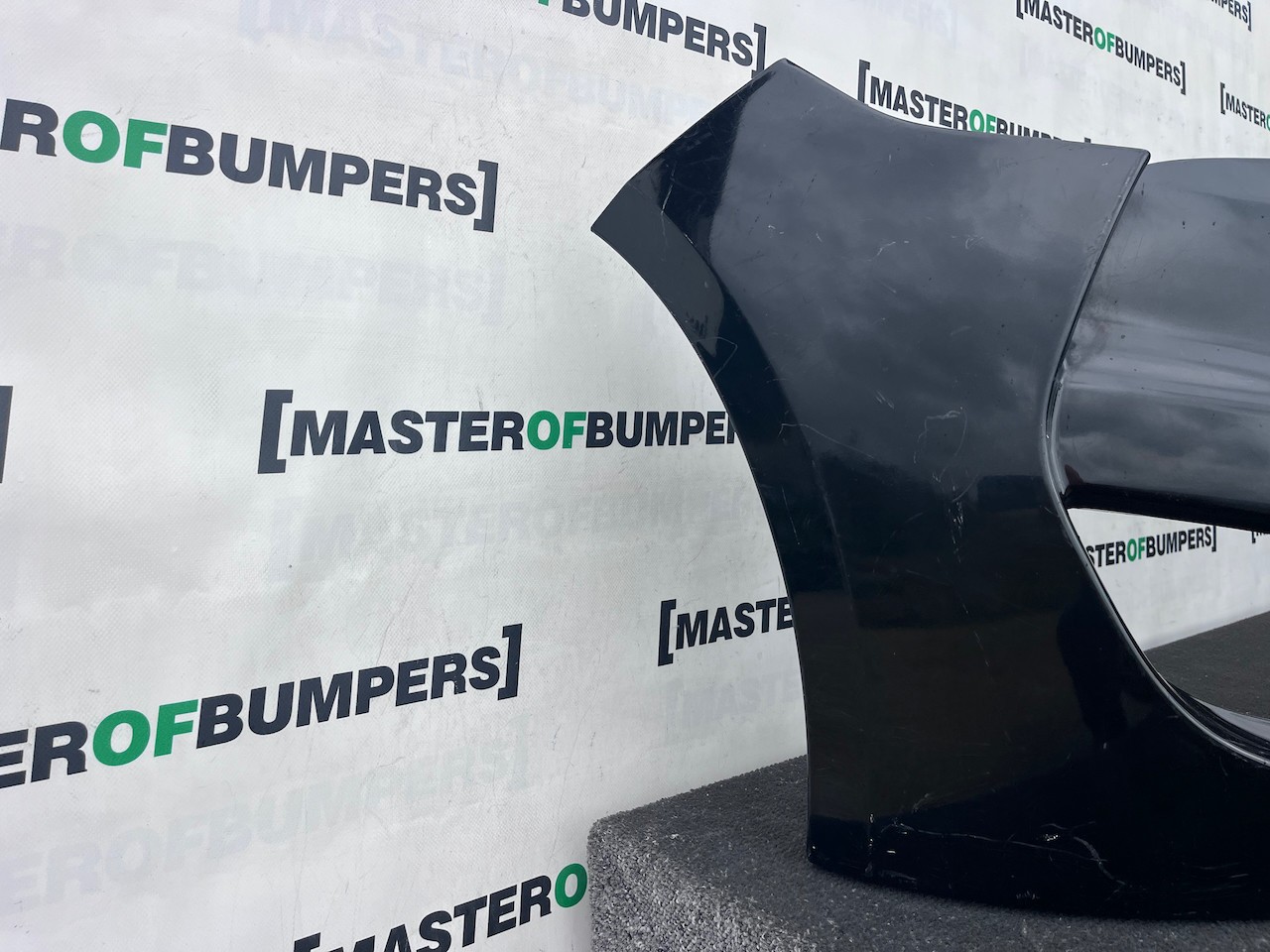 Hyundai Veloster Sport Gdi Coupe 2011-2013 Front Bumper 6 Pdc Genuine [h648]