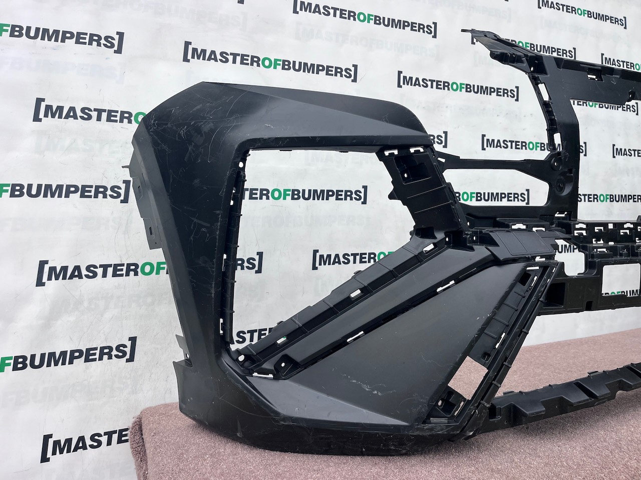 Hyundai Tucson N-line Hybrid Premium 2024-2027 Front Bumper 4 Pdc Genuine [h559]