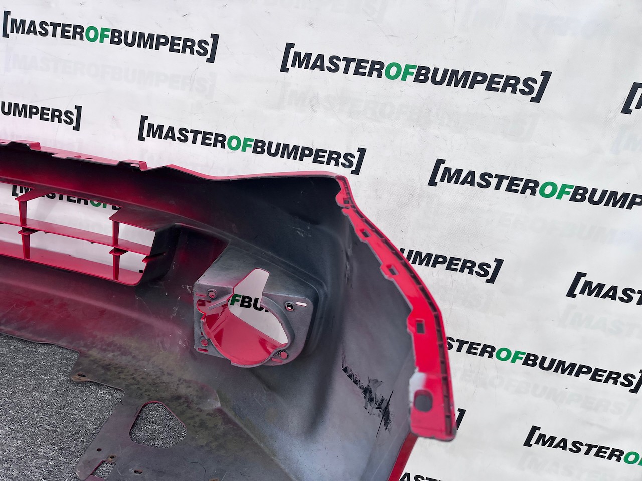 Isuzu D Max Rodeo Pickup Mk2 2012-2016 Front Bumper Genuine [p608]