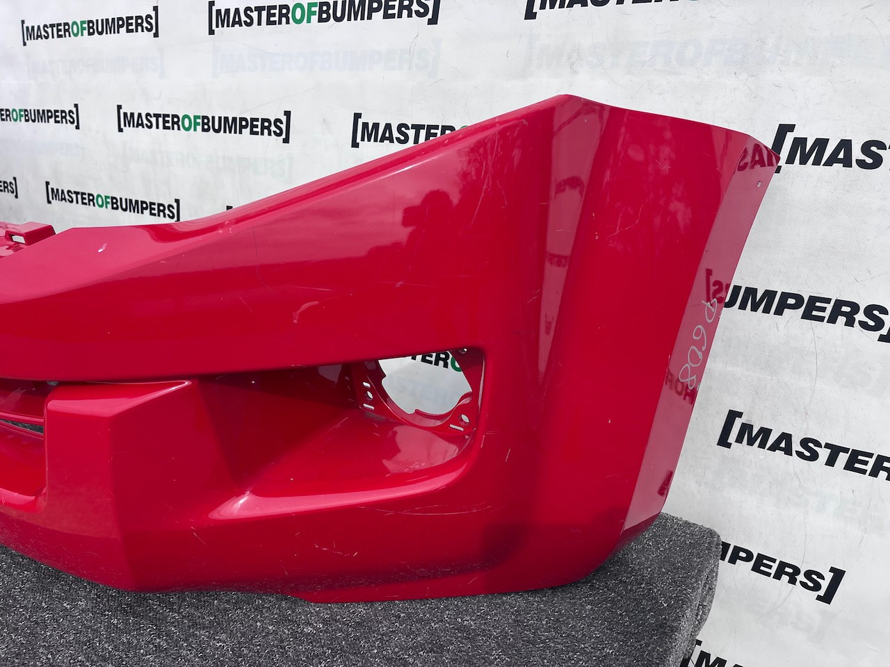 Isuzu D Max Rodeo Pickup Mk2 2012-2016 Front Bumper Genuine [p608]