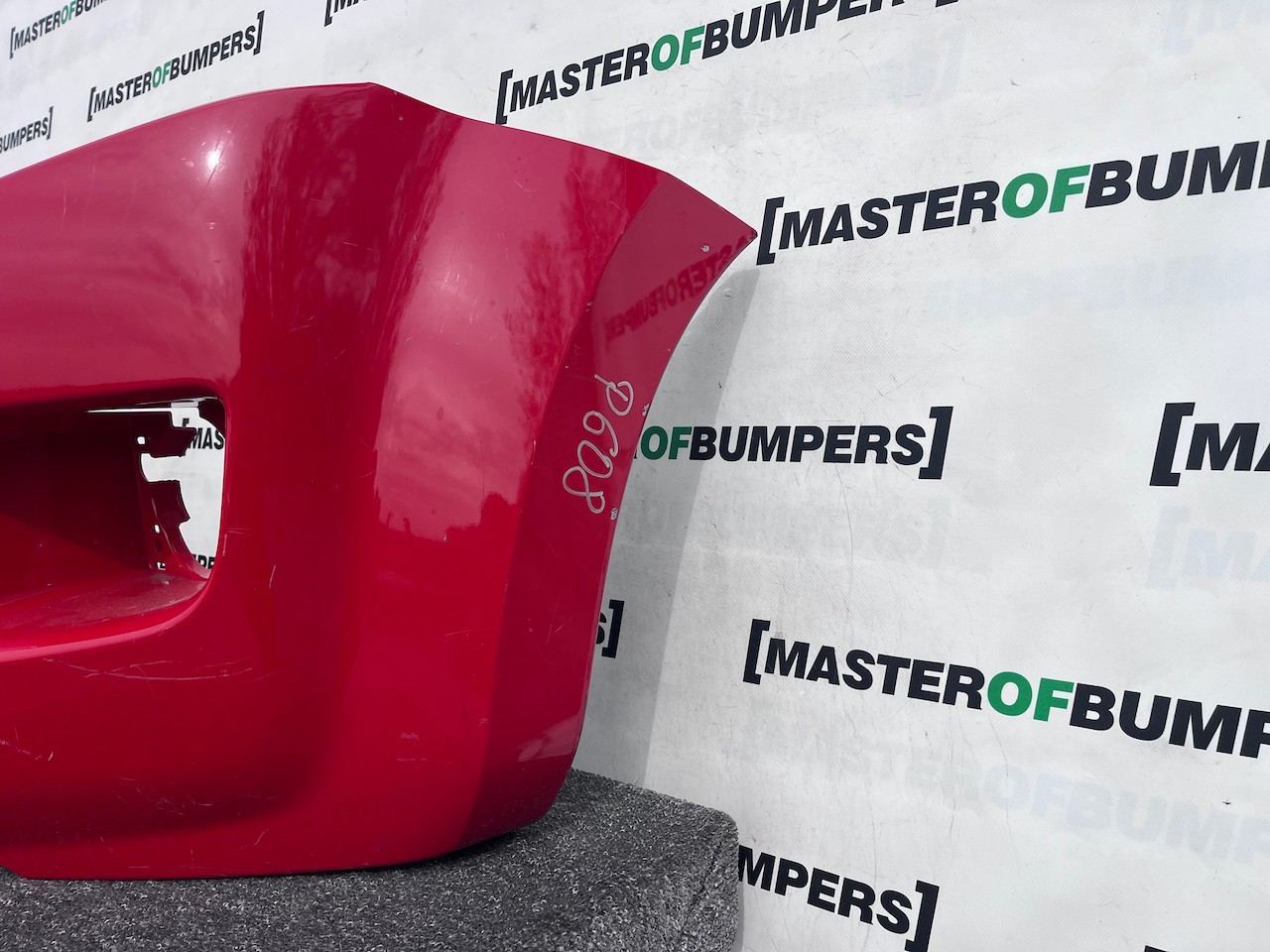 Isuzu D Max Rodeo Pickup Mk2 2012-2016 Front Bumper Genuine [p608]