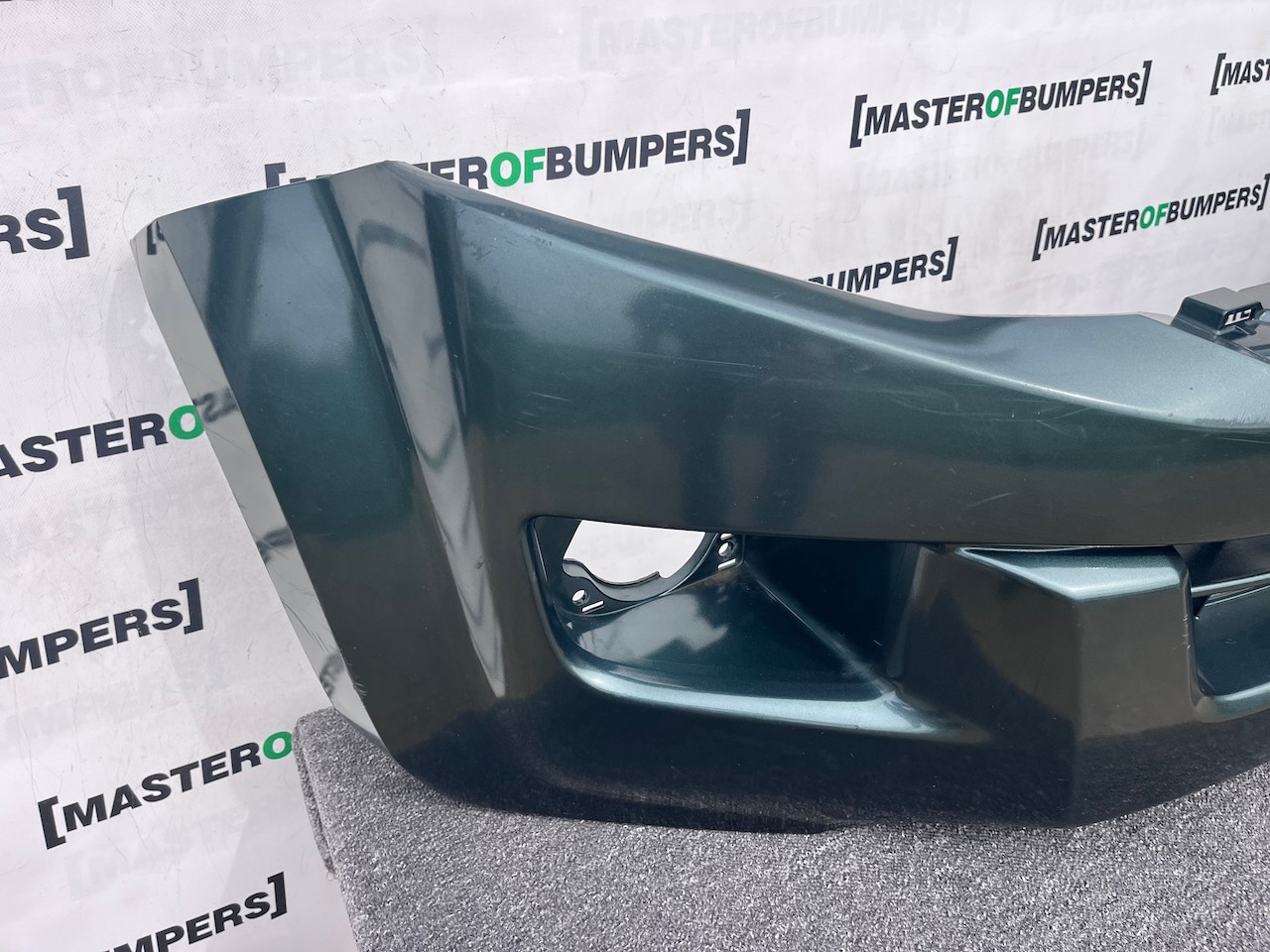 Isuzu D Max Rodeo Pickup Mk2 2012-2016 Front Bumper Genuine [p657]