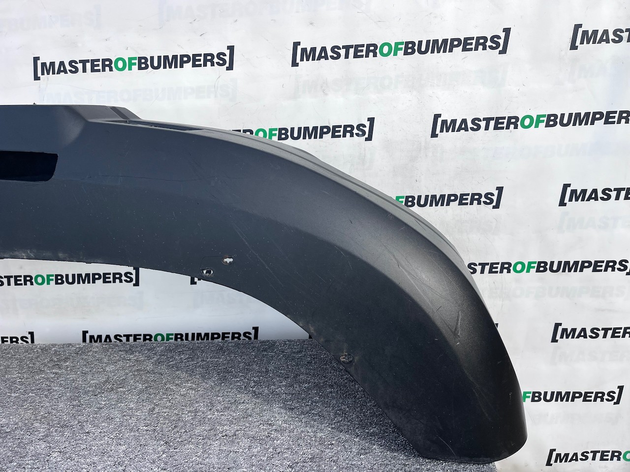 Iveco Daily Van 2014-2019 Front Bumper Textured Genuine Iveco Daily Van 2014-2019 Front Bumper Textured Genuine