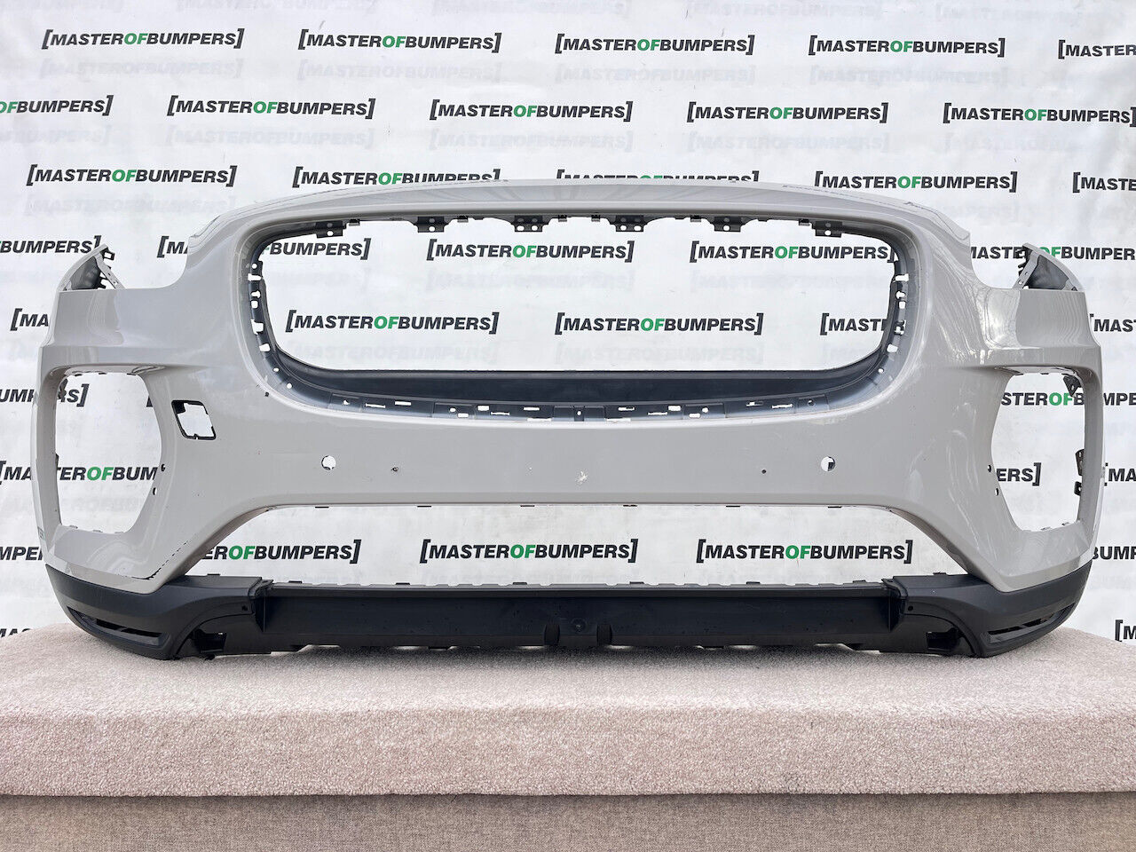 Jaguar E Pace R Dynamic Suv 2017-2021 Front Bumper 4 Pdc Genuine [p292]