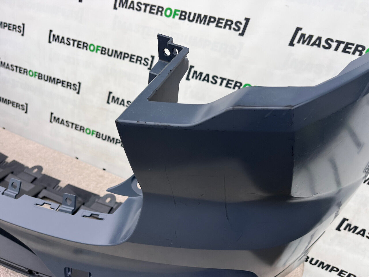 Jaguar I Pace Electric 2018 - 2022 Rear Bumper In Primer 6 Pdc Genuine [p314]