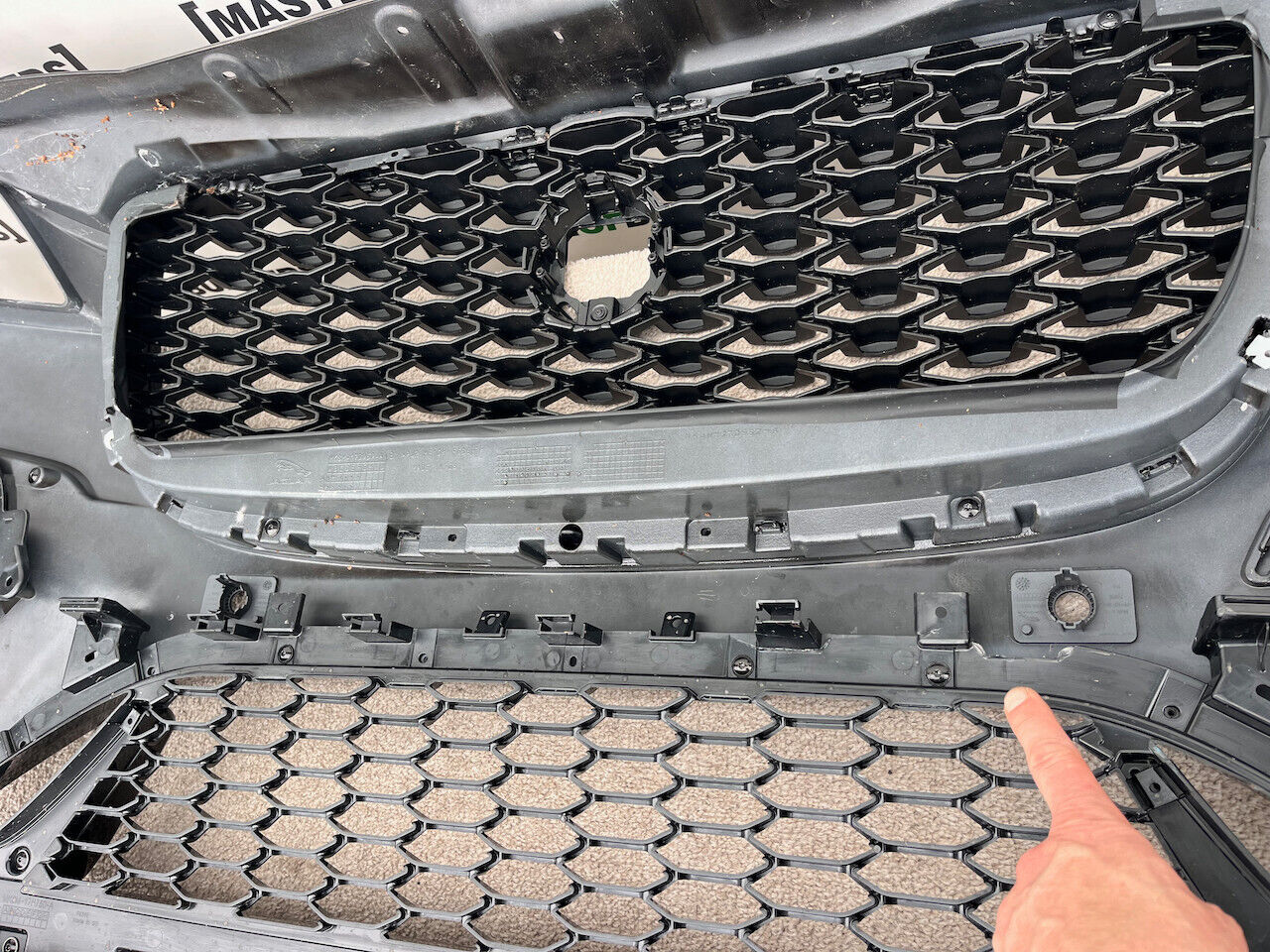 Jaguar F Pace Svr Hse Lift Suv 2021-2024 Front Bumper 6 Pdc Genuine [p386]