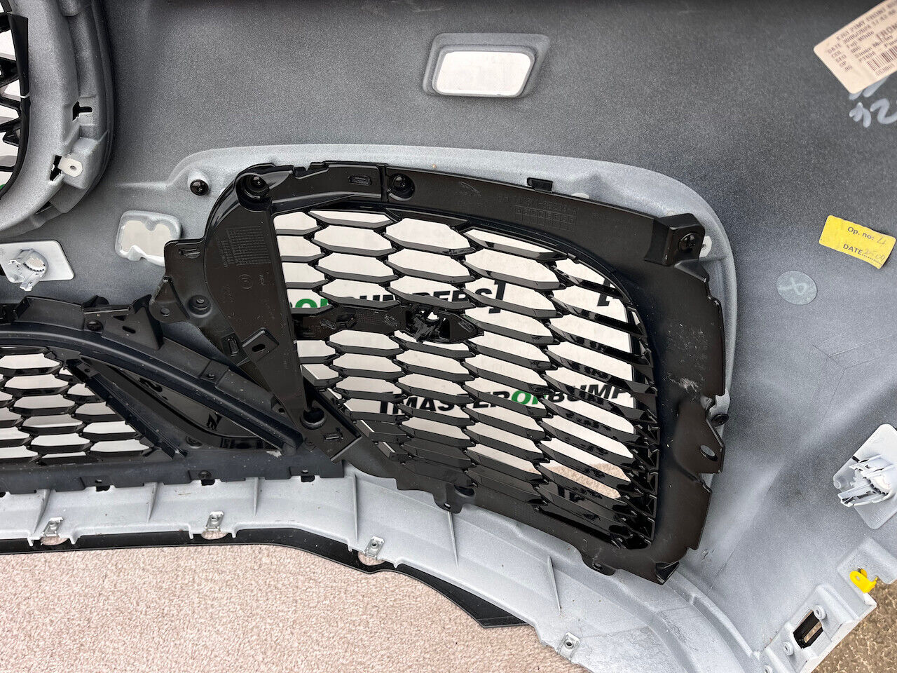 Jaguar F Pace Svr Hse Lift Suv 2021-2024 Front Bumper 6 Pdc Genuine [p385]