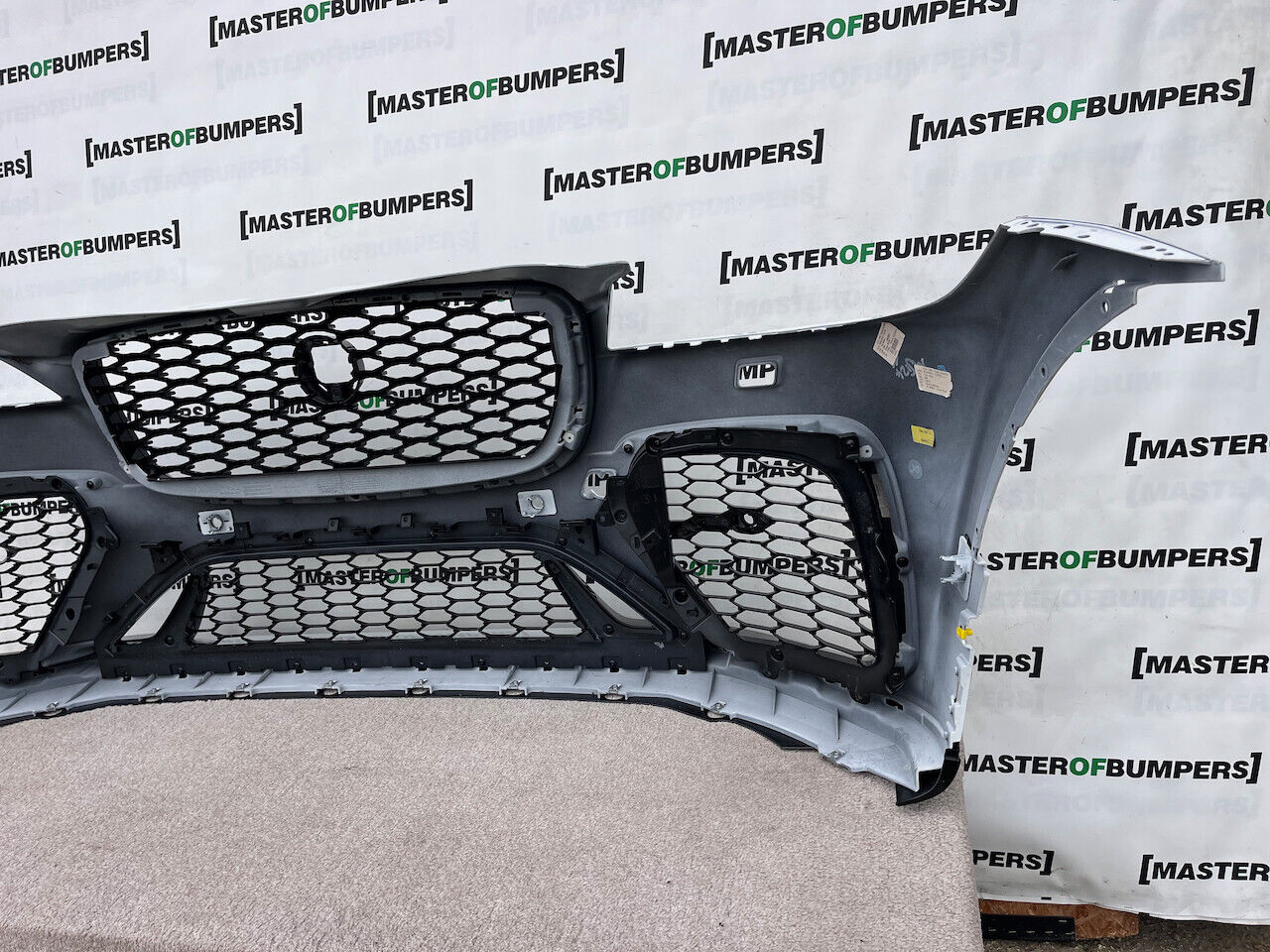Jaguar F Pace Svr Hse Lift Suv 2021-2024 Front Bumper 6 Pdc Genuine [p385]