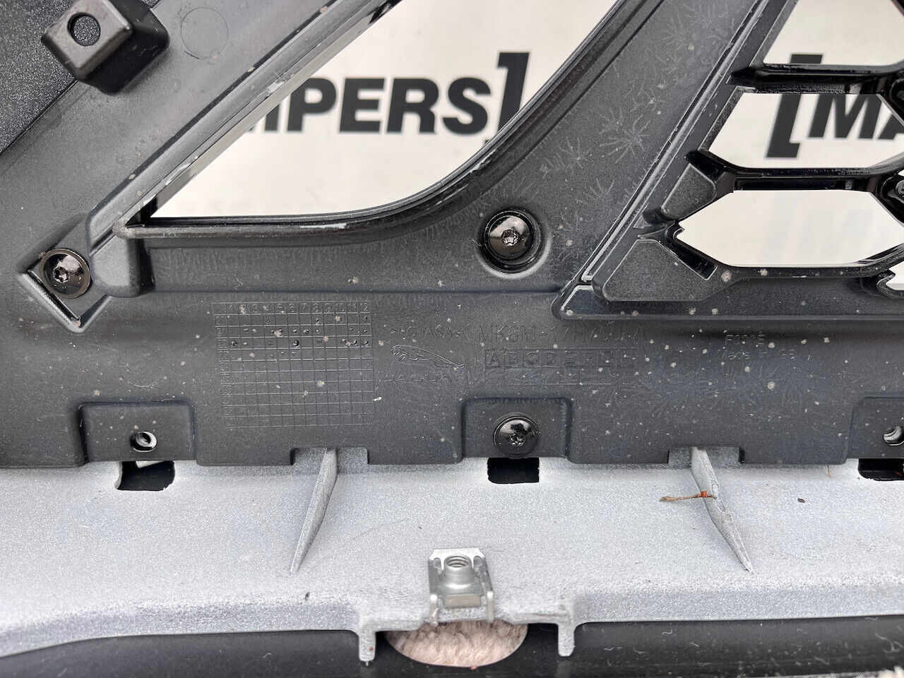 Jaguar F Pace Svr Hse Lift Suv 2021-2024 Front Bumper 6 Pdc Genuine [p385]