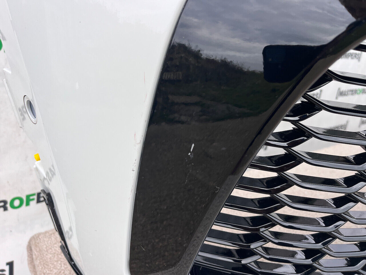 Jaguar F Pace Svr Hse Lift Suv 2021-2024 Front Bumper 6 Pdc Genuine [p385]